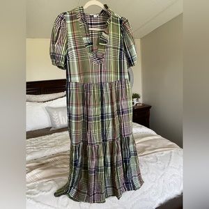 Crown & Ivy midi dress size XS